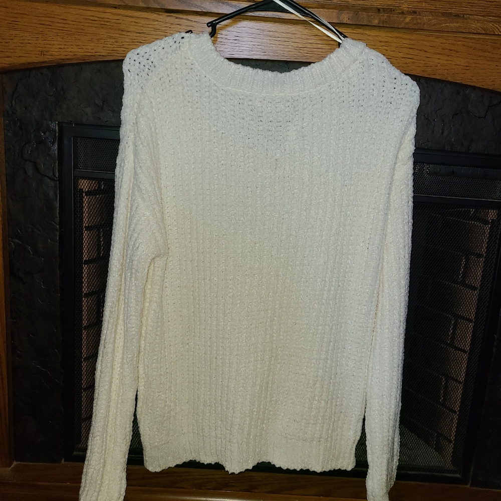 Sweater - Picture 2 of 3